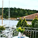 Mira Mare Hotel, 4* Galaxidi