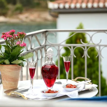 Mira Mare Hotel, Aparthotel 2*