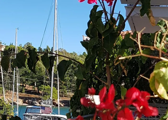 Mira Mare Hotel, Galaxidi